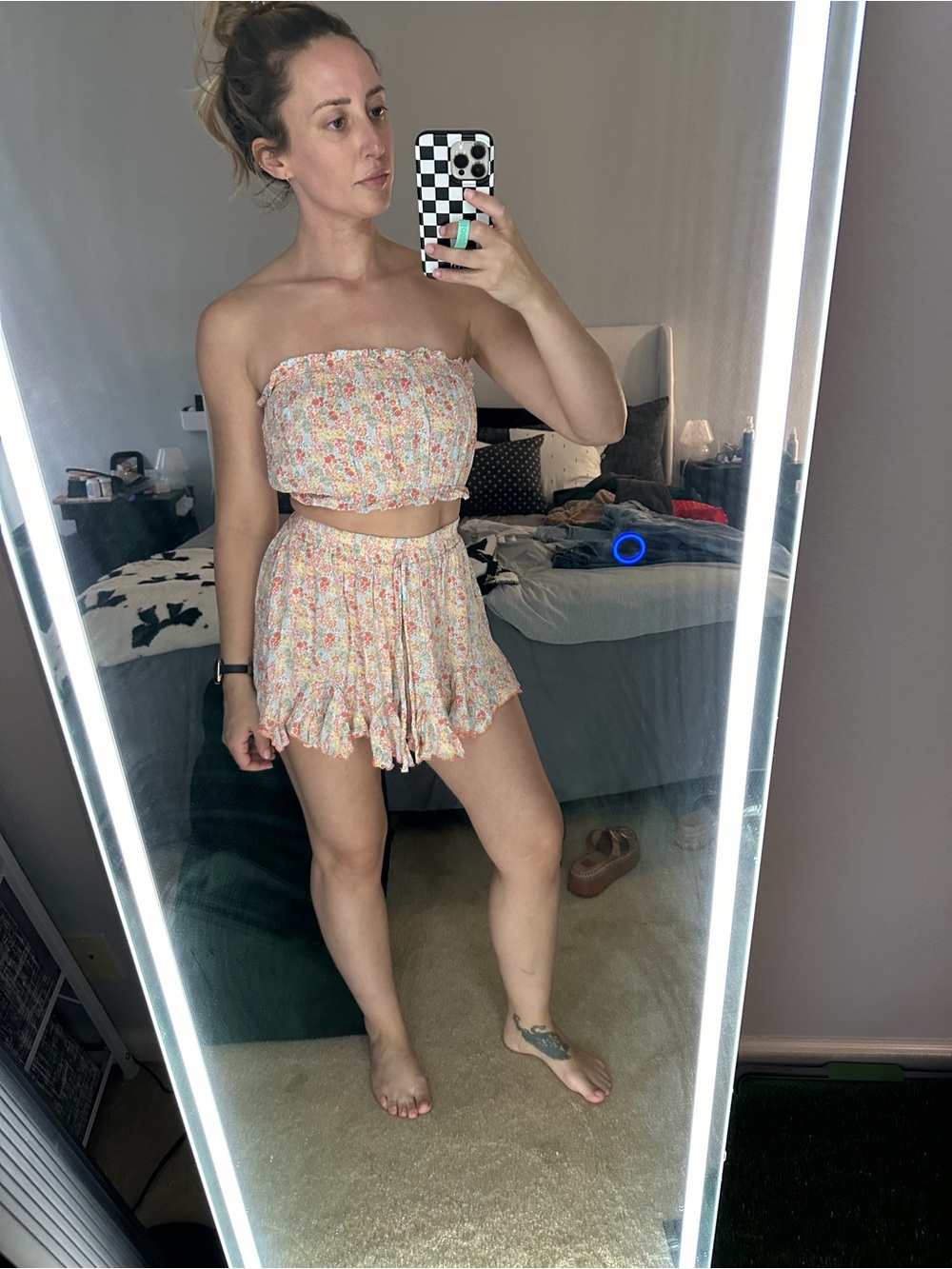 VICI Floral Strapless Crop Top & Ruffle Shorts Set Size Small